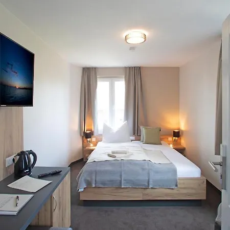 & Gutsgasthaus Koeberle Hotel