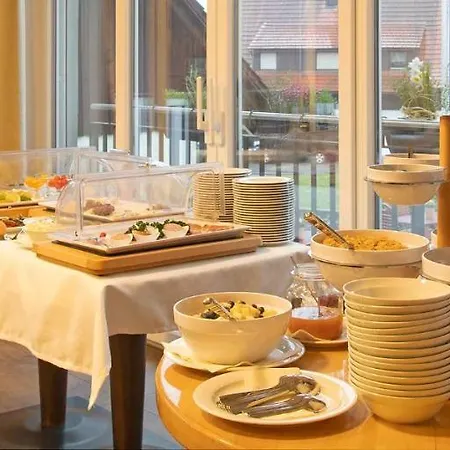 & Gutsgasthaus Koeberle * リンダウ