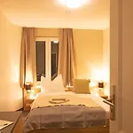 Ξενοδοχείο & Gutsgasthaus Koeberle Λιντάου
