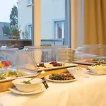 & Gutsgasthaus Koeberle Hotel