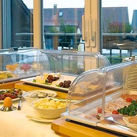 & Gutsgasthaus Koeberle Hotel Lindau (Bodensee)