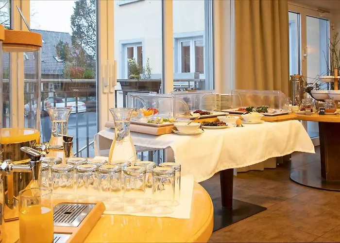 & Gutsgasthaus Koeberle 호텔